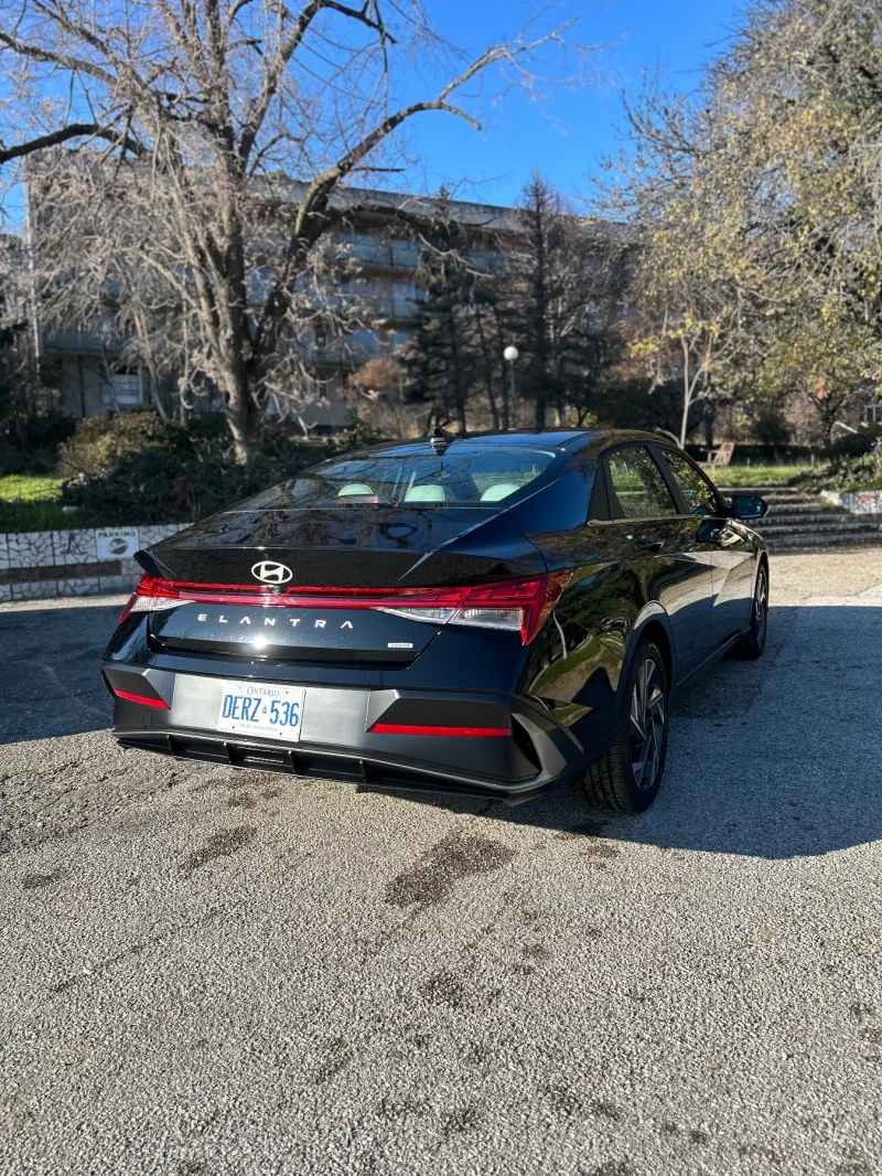 Hyundai Elantra, снимка 4 - Автомобили и джипове - 52553511