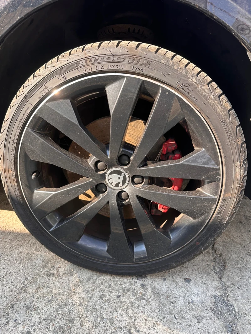 Skoda Fabia 1.4tfsi dsg, снимка 12 - Автомобили и джипове - 51899849