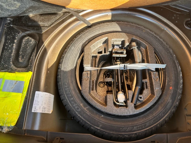 Skoda Fabia 1.4tfsi dsg, снимка 10 - Автомобили и джипове - 51899849