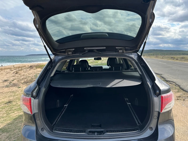 Toyota Avensis, снимка 5 - Автомобили и джипове - 52023216