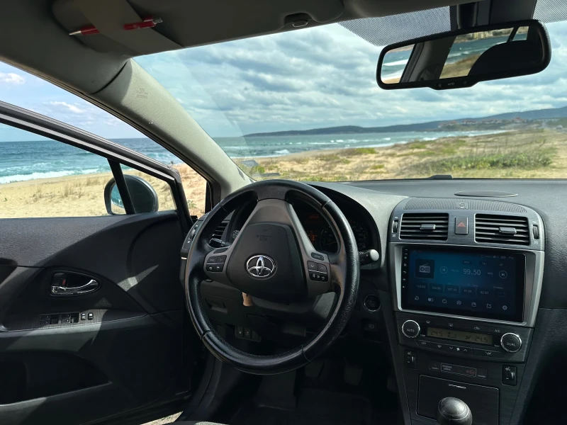 Toyota Avensis, снимка 8 - Автомобили и джипове - 52023216