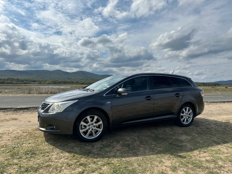 Toyota Avensis, снимка 3 - Автомобили и джипове - 52023216