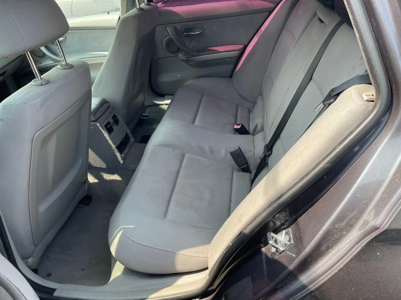 BMW 320, снимка 5 - Автомобили и джипове - 52083313