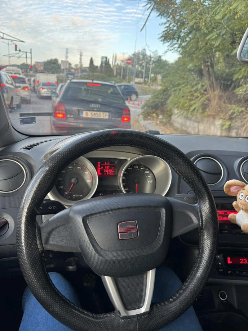 Seat Ibiza 1.4 Газ/Бензин 86к.с., снимка 9 - Автомобили и джипове - 52504350