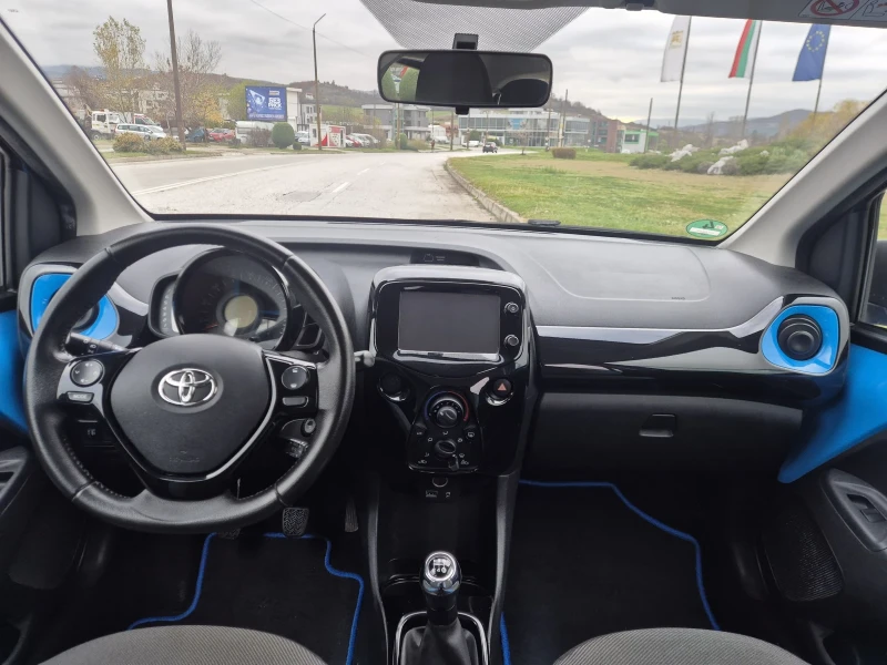 Toyota Aygo, снимка 9 - Автомобили и джипове - 52688892