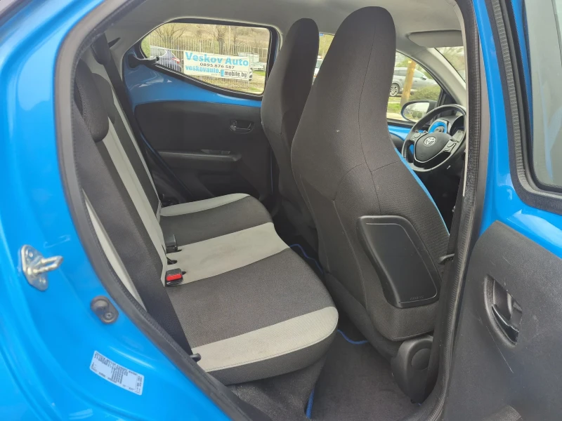Toyota Aygo, снимка 15 - Автомобили и джипове - 52688892