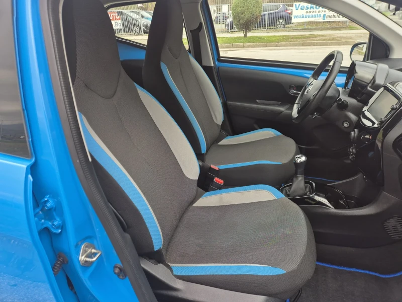 Toyota Aygo, снимка 11 - Автомобили и джипове - 52688892