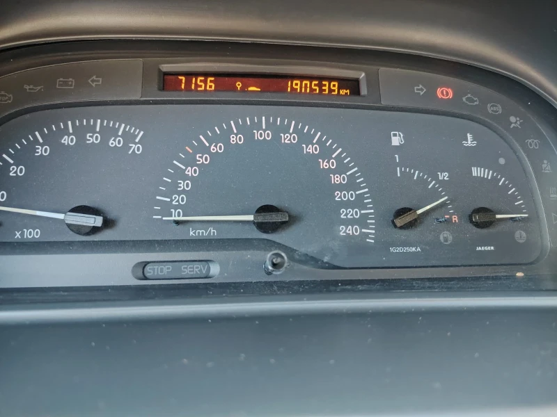 Renault Laguna, снимка 11 - Автомобили и джипове - 53105369