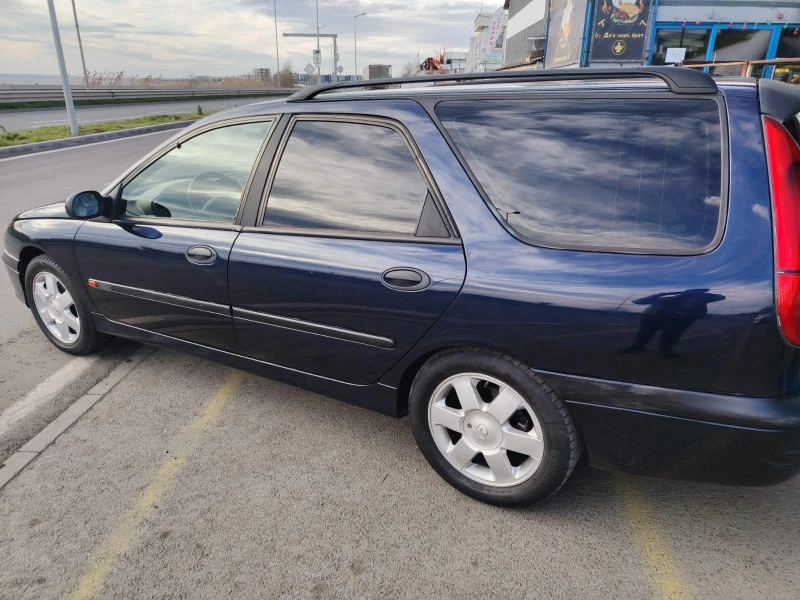 Renault Laguna, снимка 3 - Автомобили и джипове - 53105369