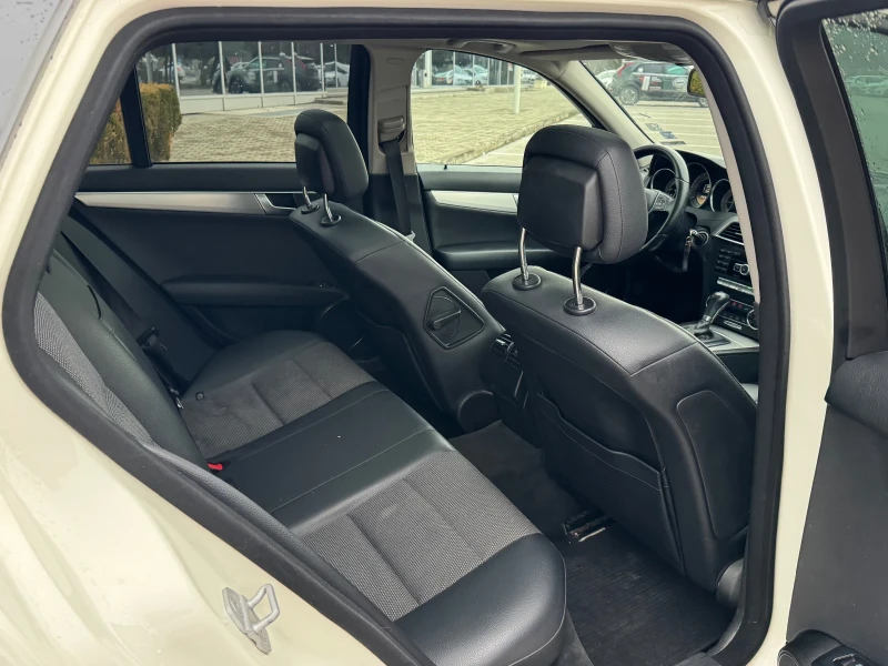 Mercedes-Benz C 250, снимка 8 - Автомобили и джипове - 53297074