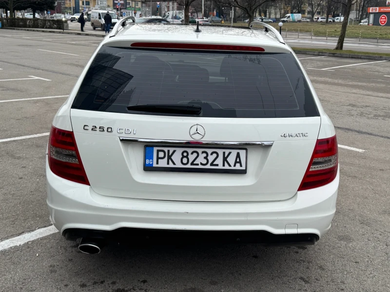 Mercedes-Benz C 250, снимка 5 - Автомобили и джипове - 53297074