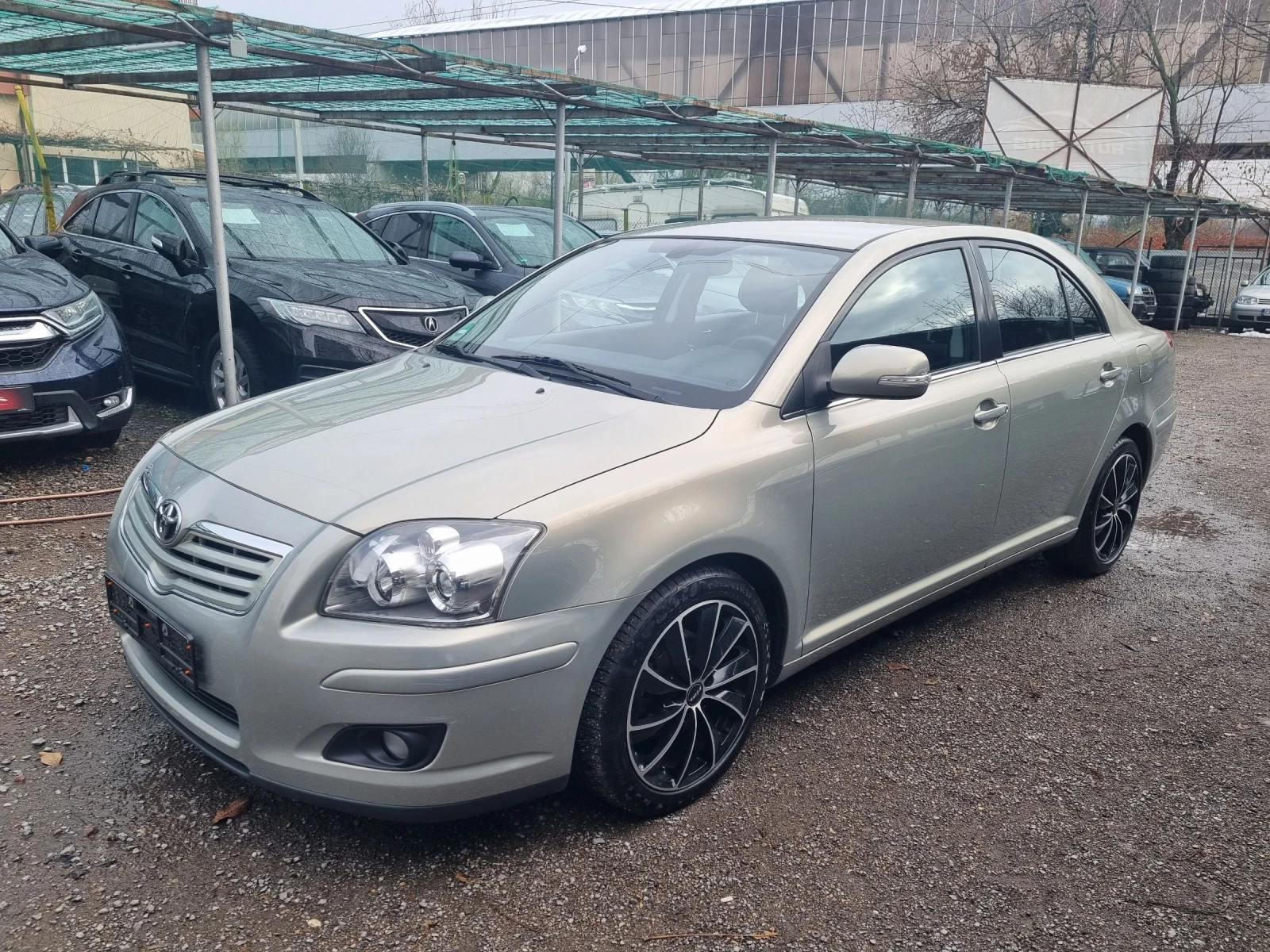 Toyota Avensis 1.8 VVT-I - изображение 2