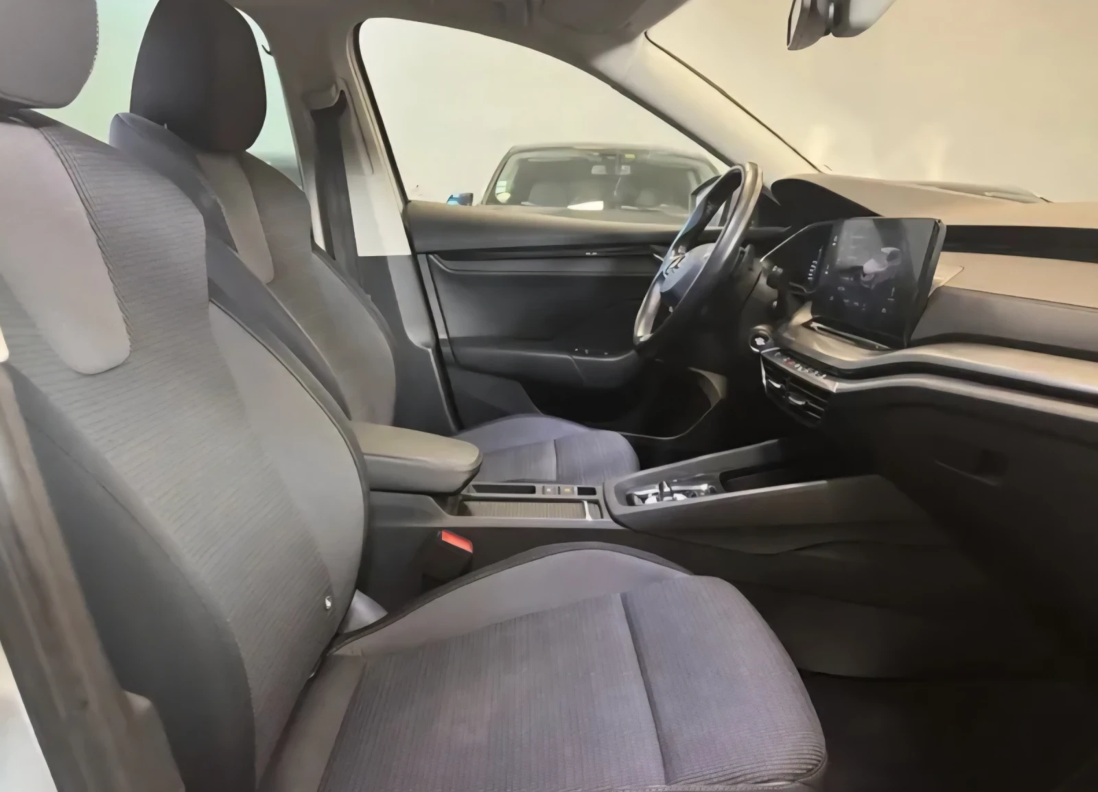 Skoda Octavia 150k.c* MATRIX* VIRTUAL Cockpit* DISTRONIK* KEYLES - изображение 6