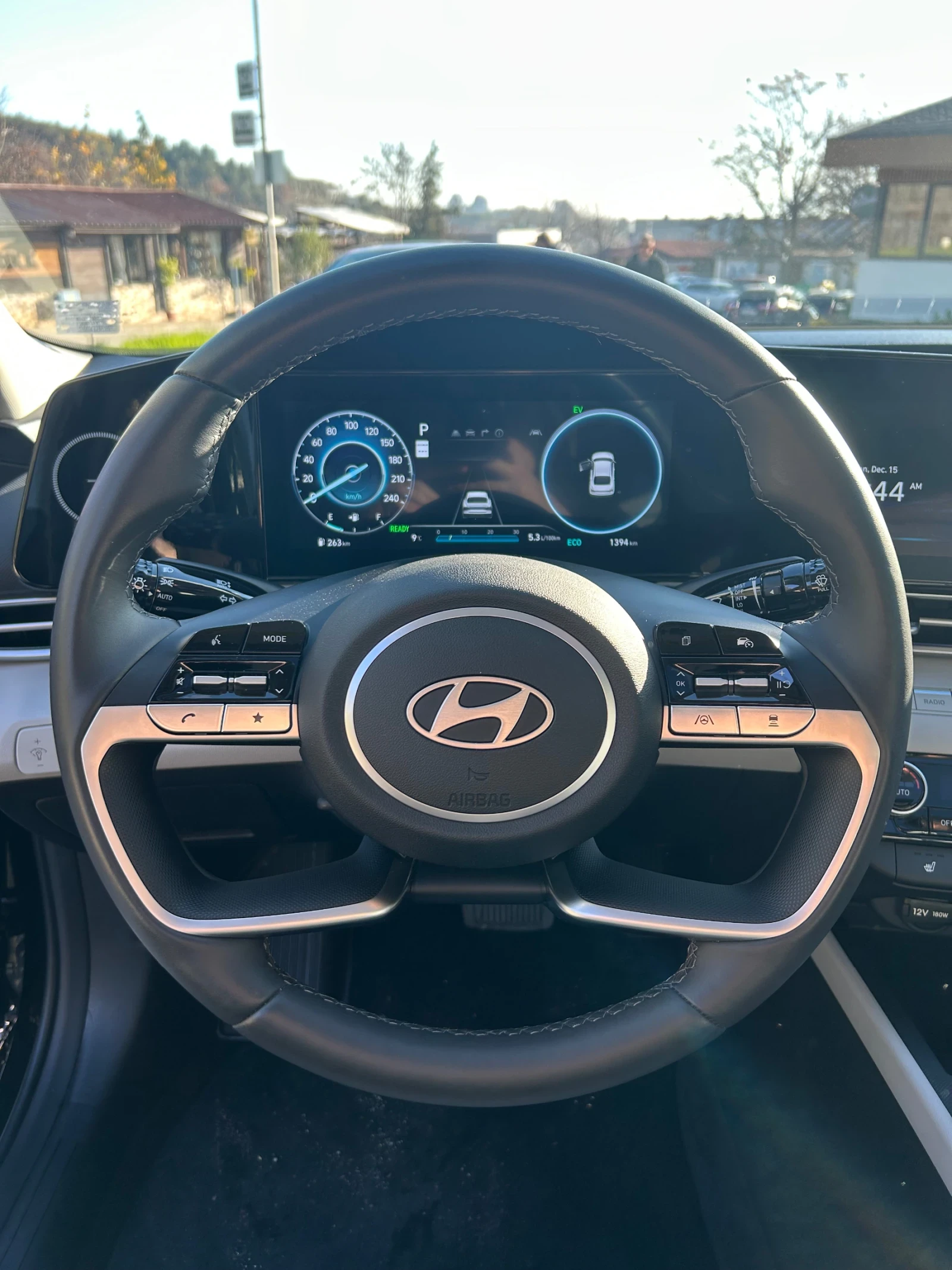 Hyundai Elantra  - изображение 9