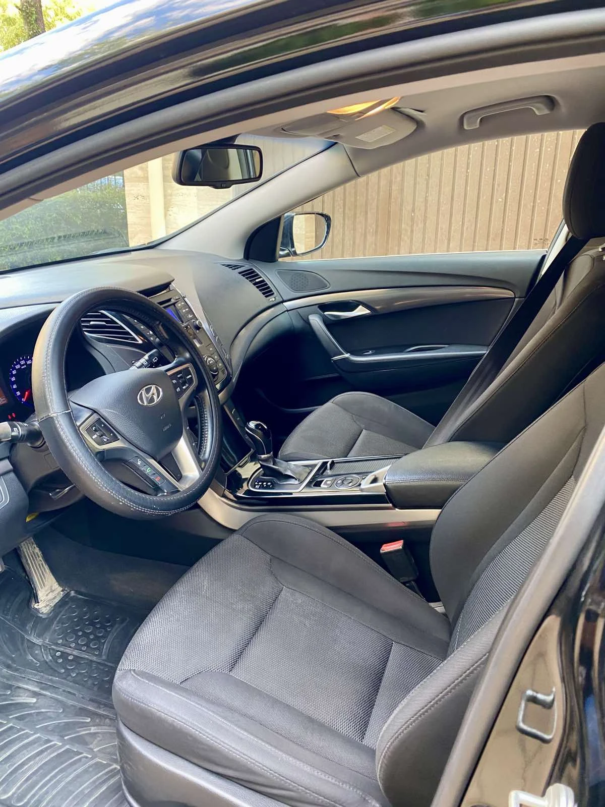 Hyundai I40 1.7 - изображение 7