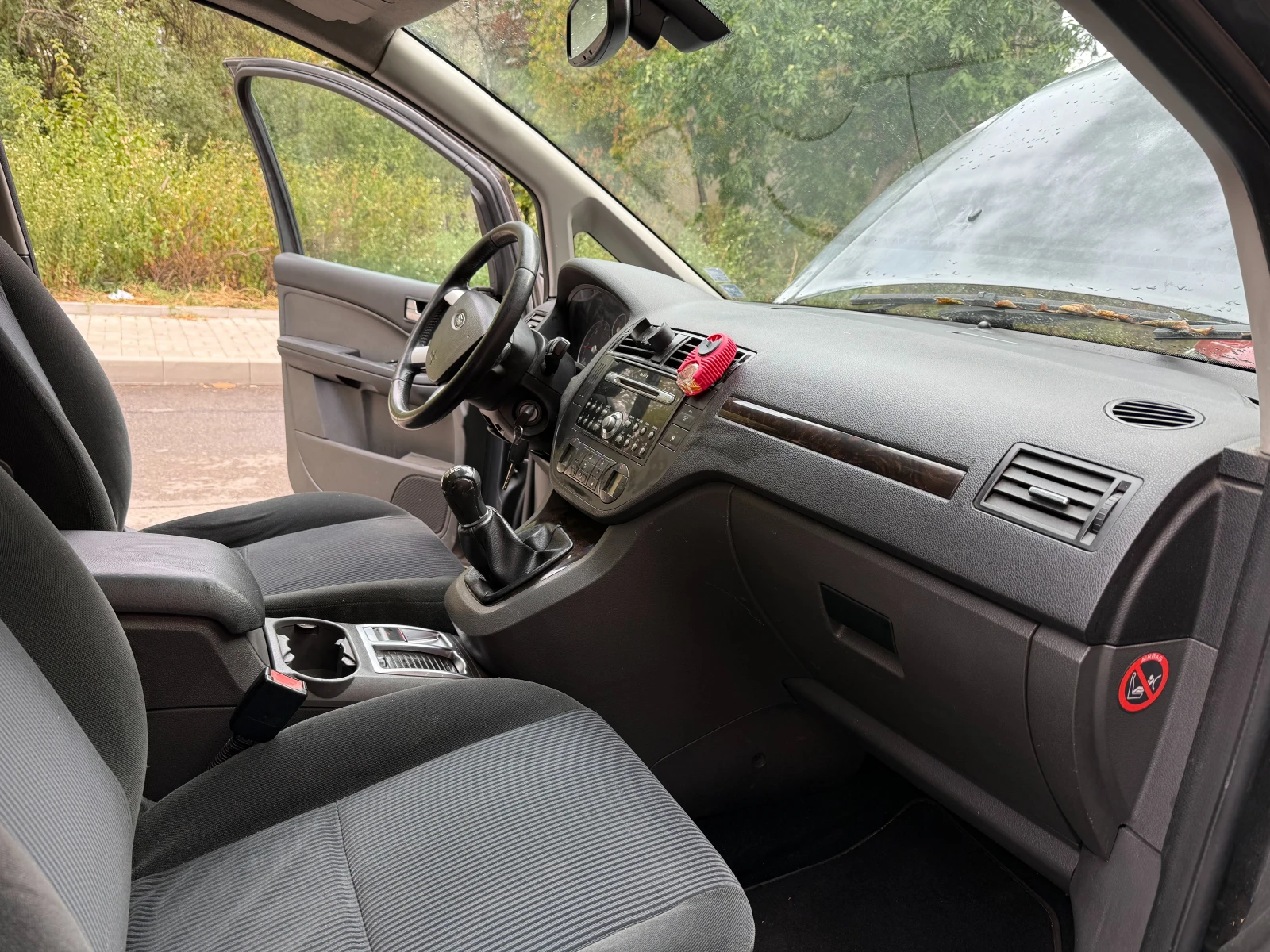 Ford C-max 1.6 TDI | Mobile.bg — изображение 2