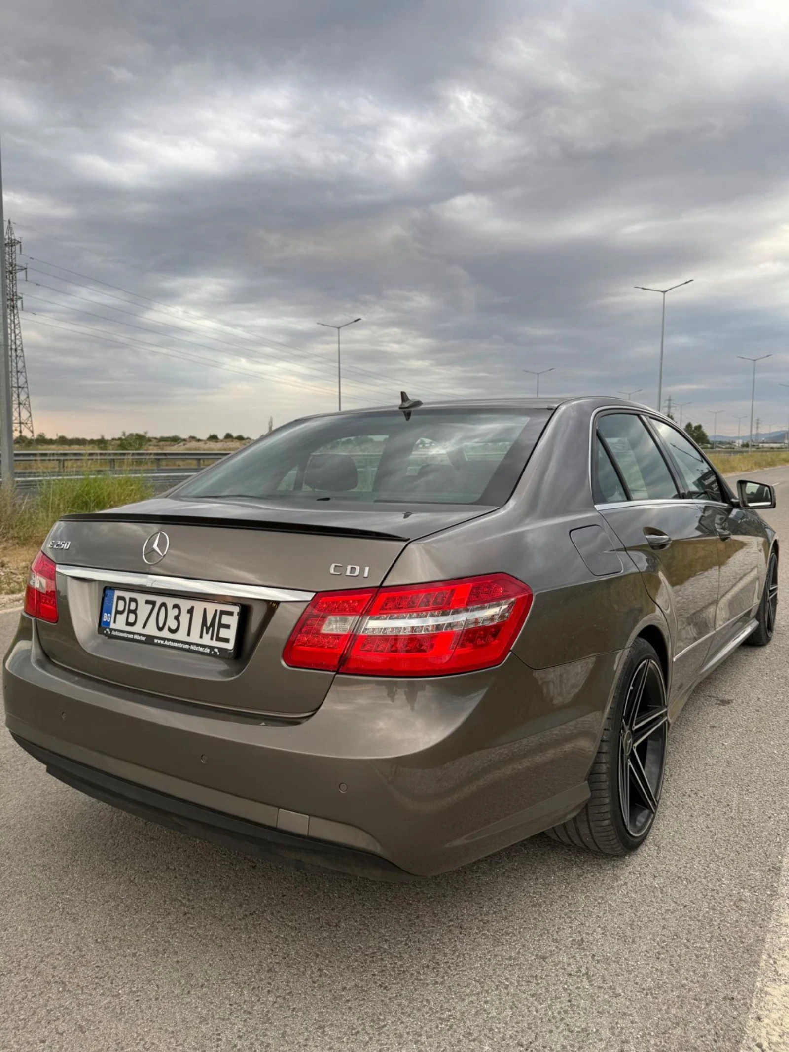 Mercedes-Benz E 250 CDI - изображение 3