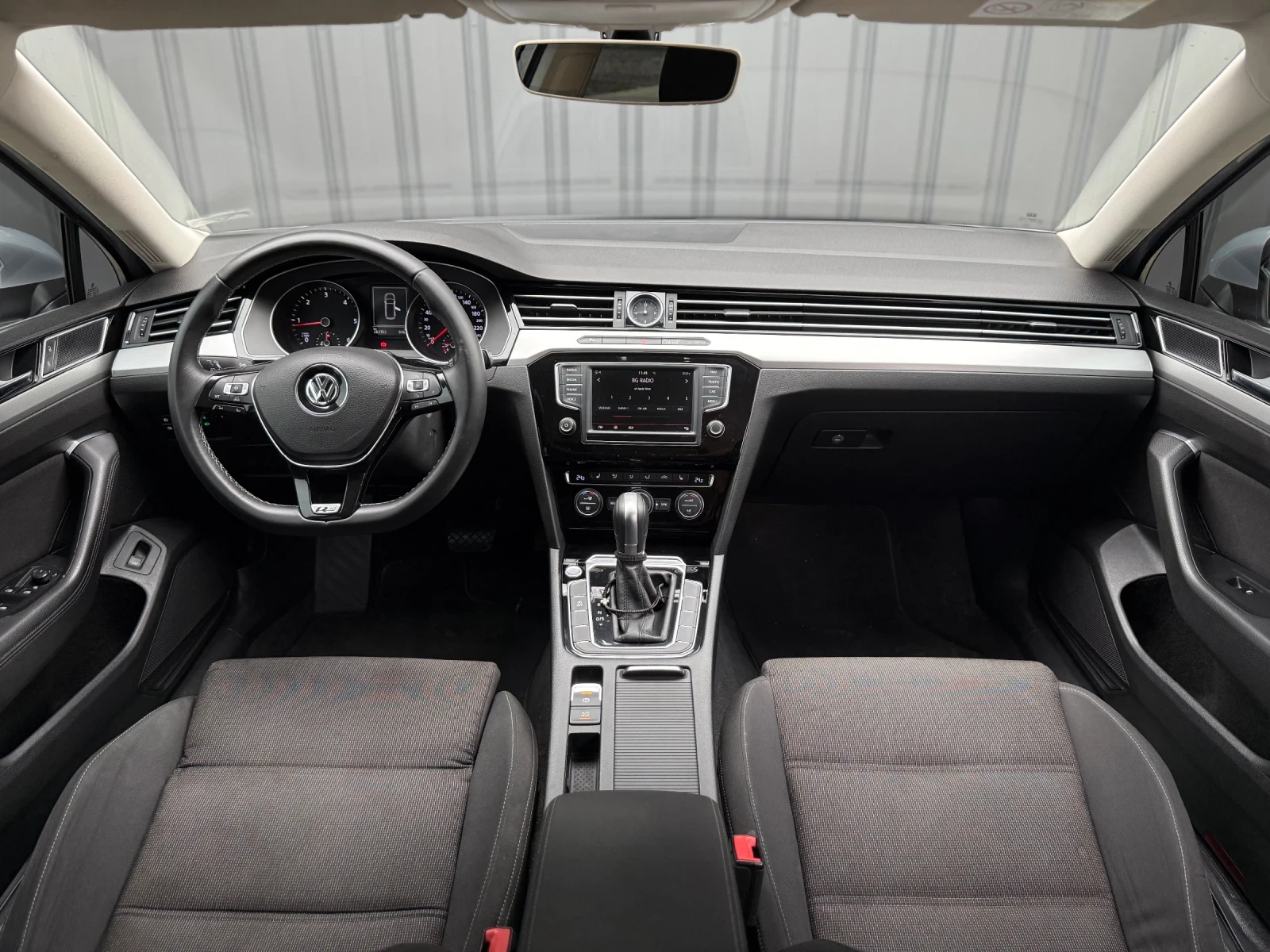 VW Passat | Mobile.bg   9