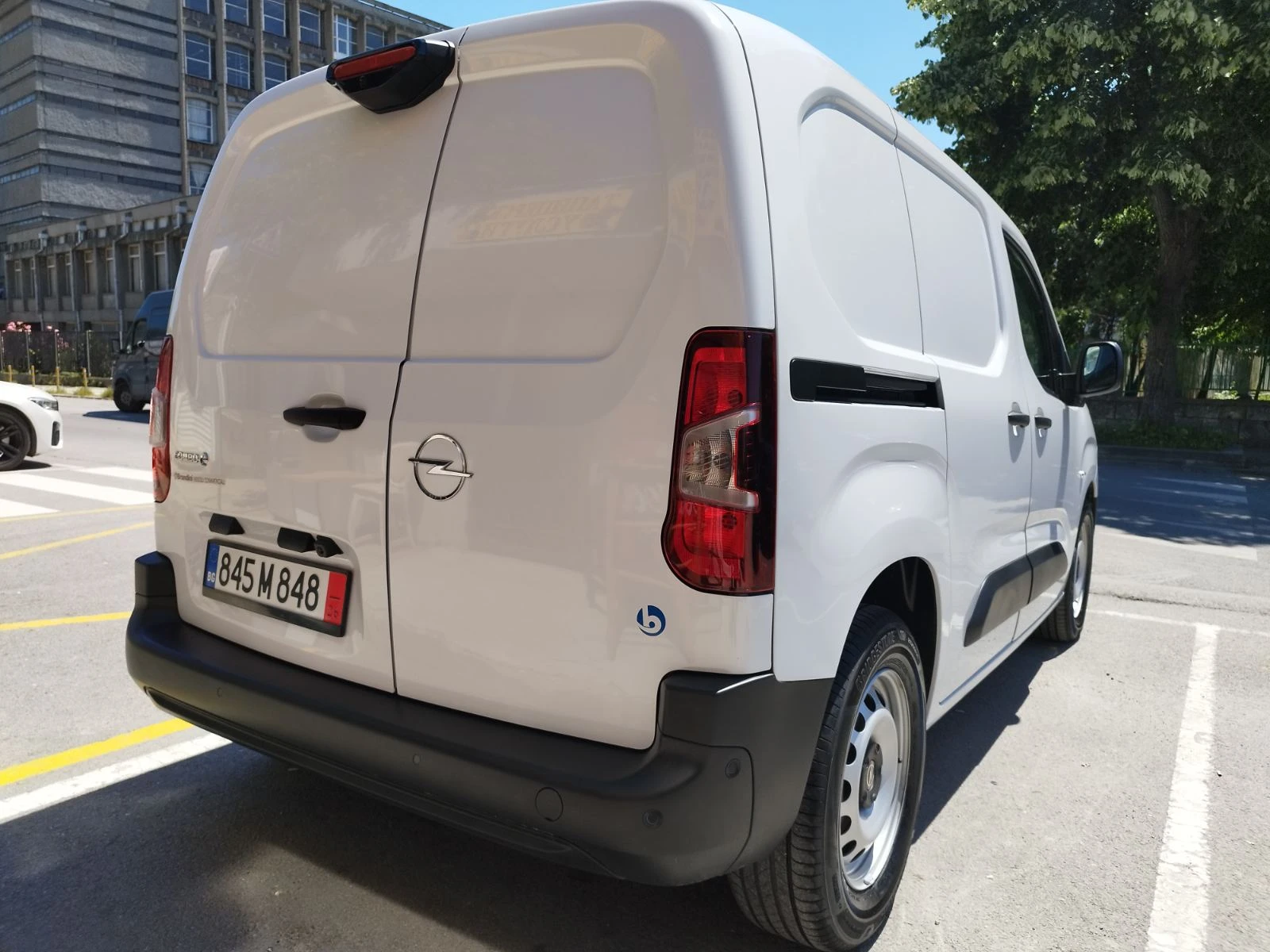 Opel Combo 50 kWh - N1 Чисто нова, снимка 13 - Автомобили и джипове - 54921429