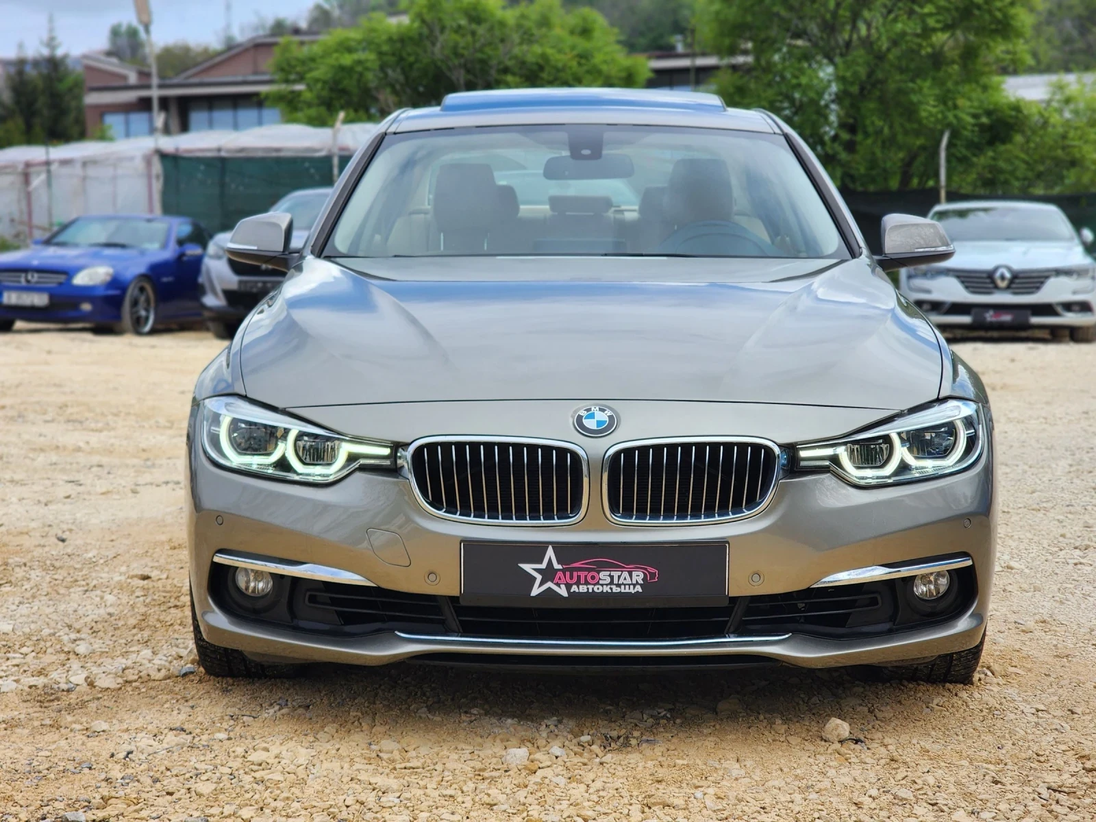 BMW 320 i Facelift, снимка 5 - Автомобили и джипове - 54560721