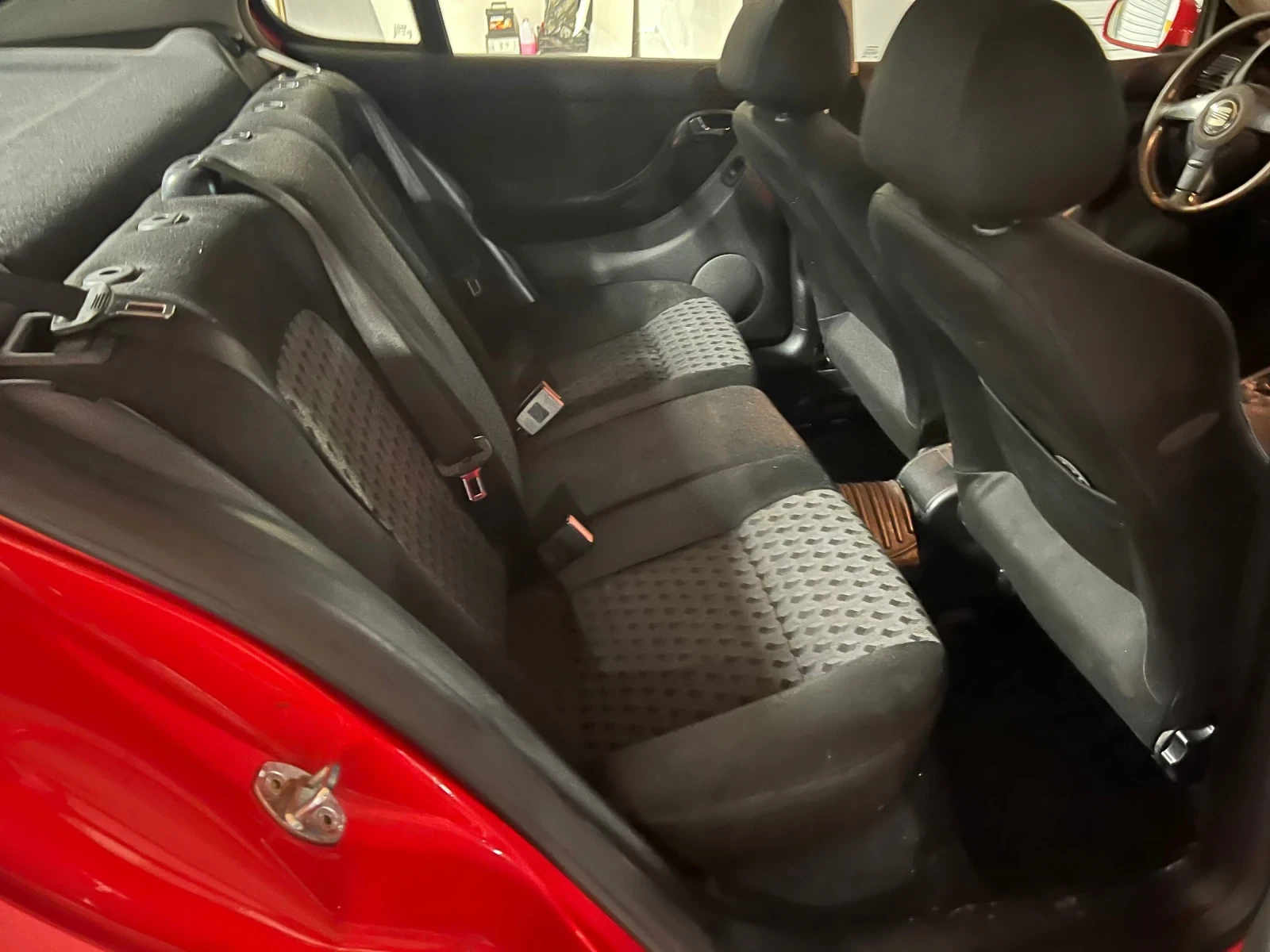 Seat Leon, снимка 7 - Автомобили и джипове - 54856544