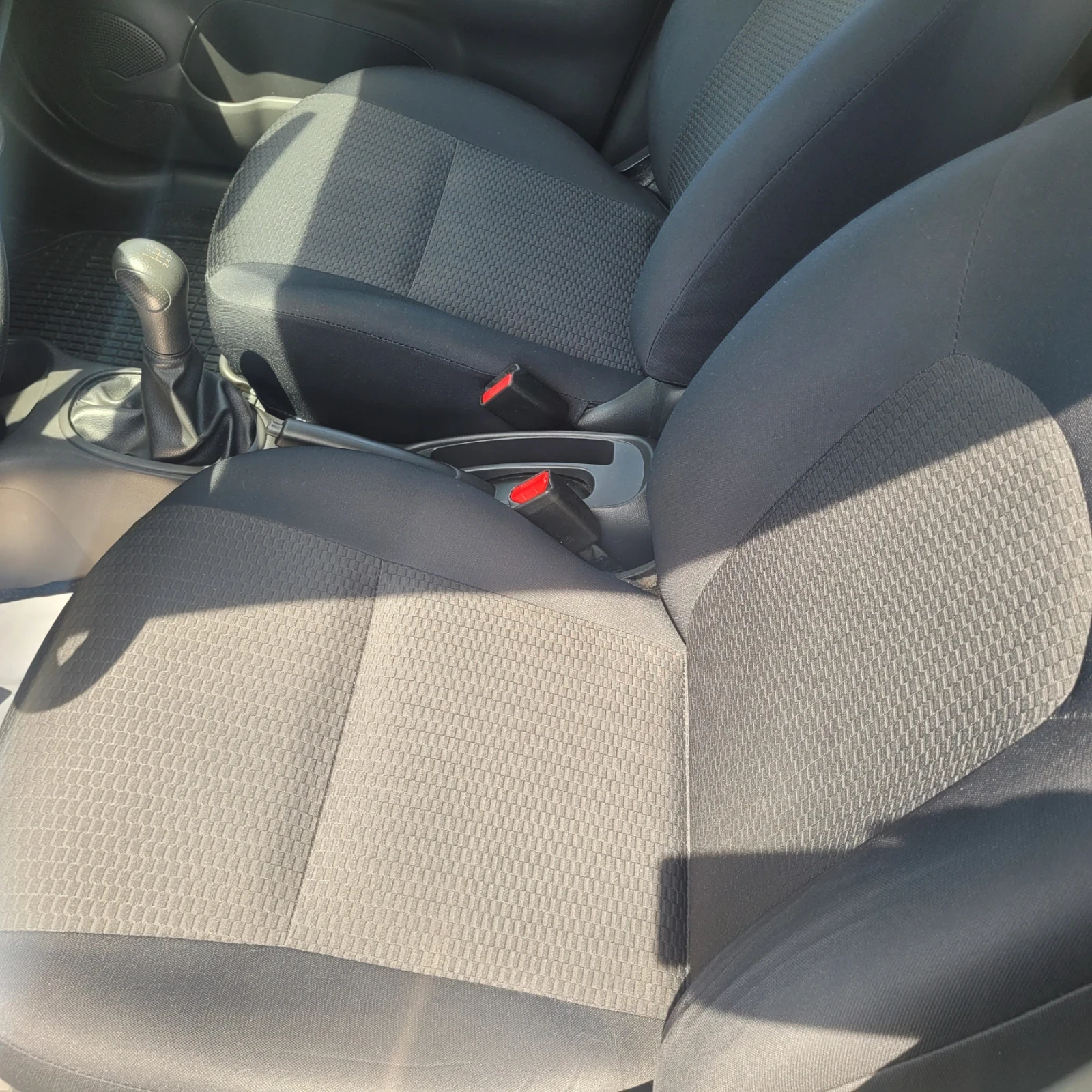 Nissan Micra 1.2i/79k.c., снимка 11 - Автомобили и джипове - 54928814