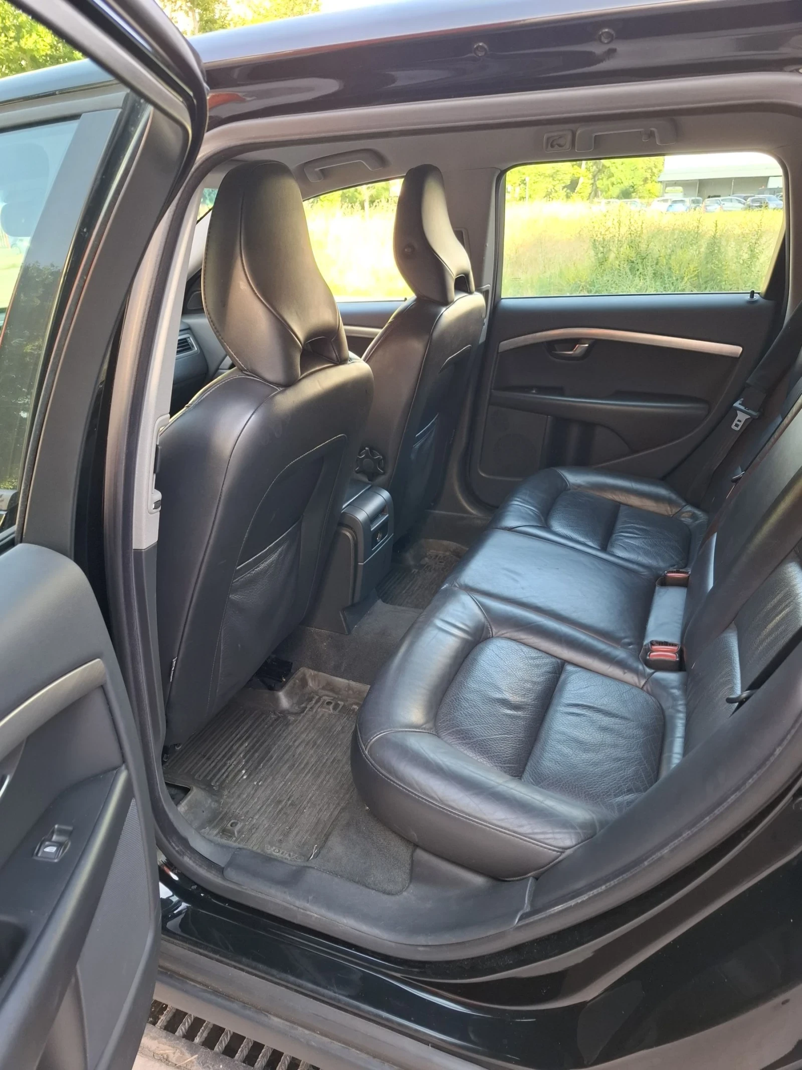 Volvo V70 2.0 D, снимка 9 - Автомобили и джипове - 55265019