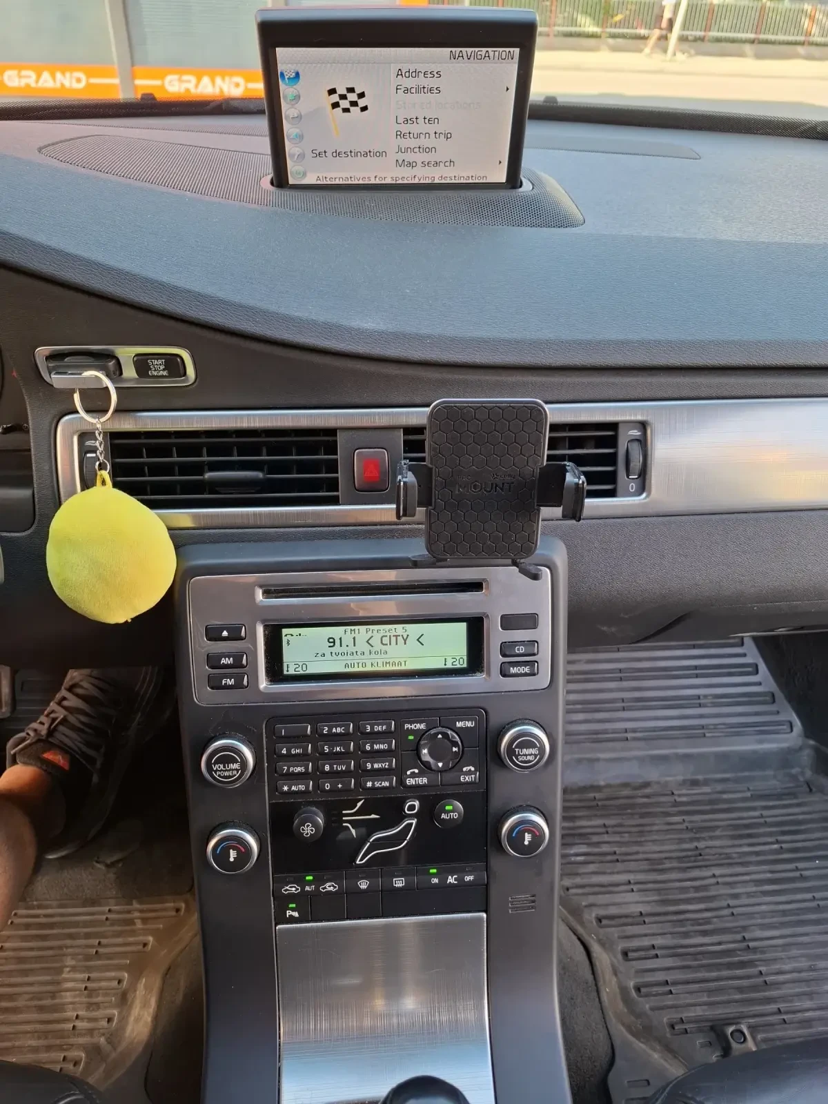 Volvo V70 2.0 D, снимка 8 - Автомобили и джипове - 55265019