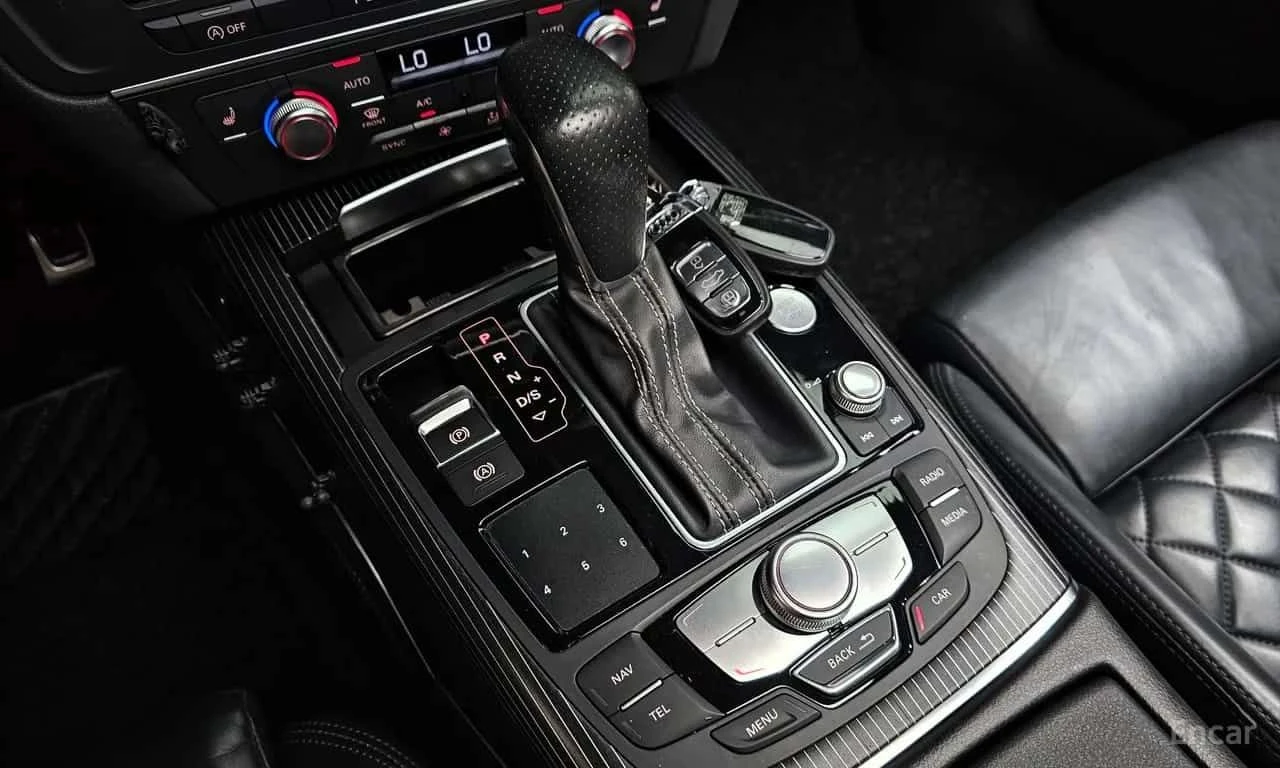 Audi A7 * 55 TDI Quattro Sport * CARFAX * ЦЕНА ДО БГ, снимка 9 - Автомобили и джипове - 55508406
