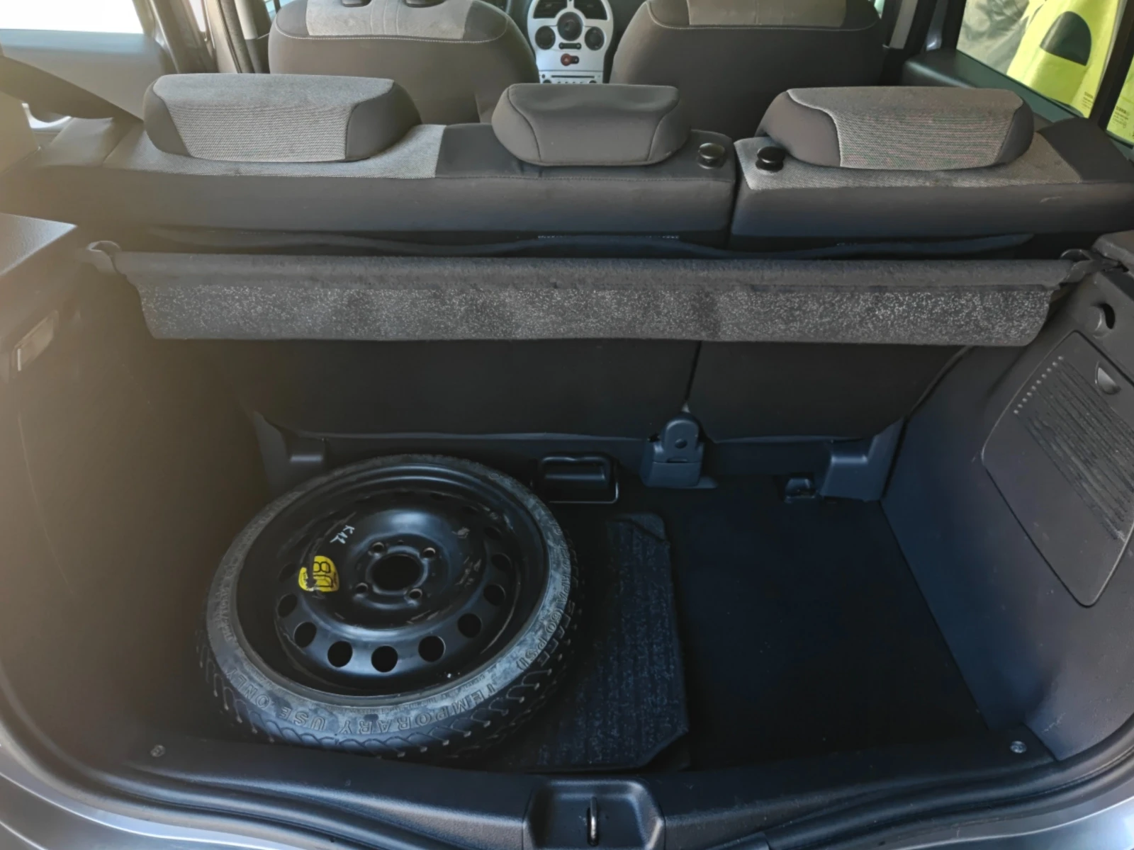 Renault Modus 1.2 TCe, снимка 10 - Автомобили и джипове - 55511939