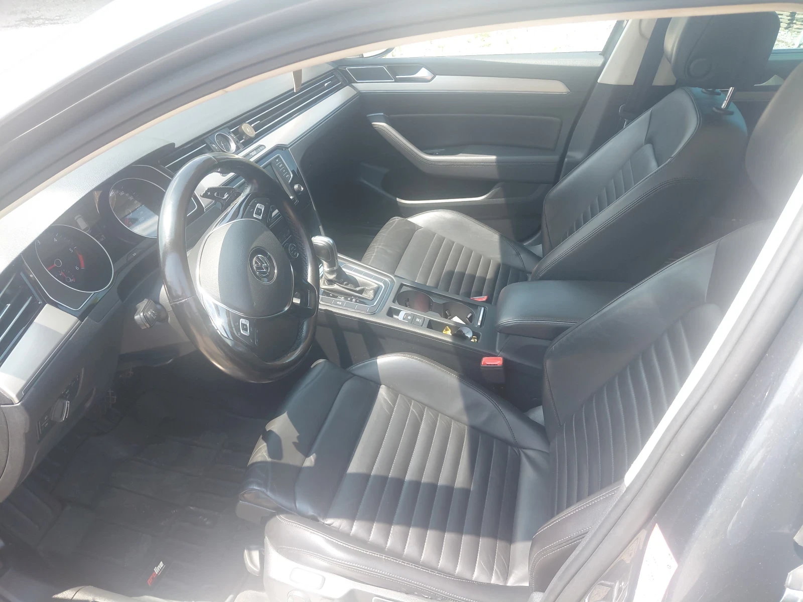 VW Passat 2.0 tdi DSG, снимка 7 - Автомобили и джипове - 55588032