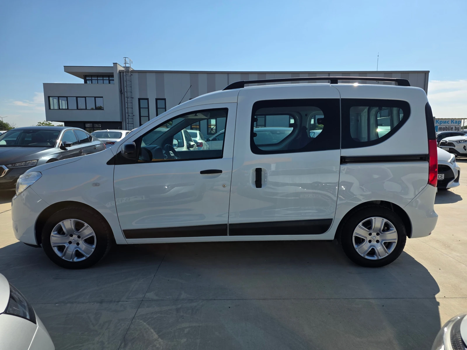Dacia Dokker N-1-1, 6 Оригинална  ГАЗ 110кс, снимка 2 - Автомобили и джипове - 55950168