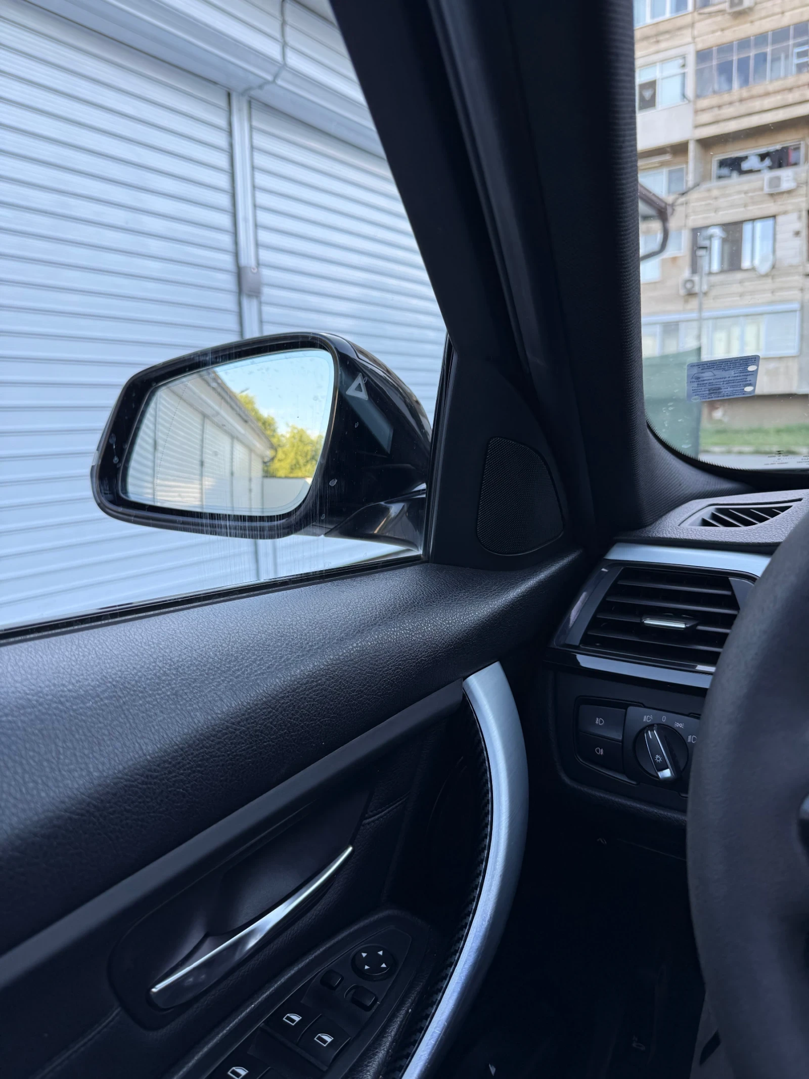 BMW 330, снимка 6 - Автомобили и джипове - 56545390