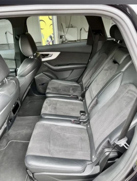 Audi SQ7, снимка 12