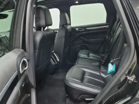 Porsche Cayenne AWD 4dr/CARFAX/Панорама/Подгрев/, снимка 12