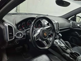 Porsche Cayenne AWD 4dr/CARFAX/Панорама/Подгрев/, снимка 10