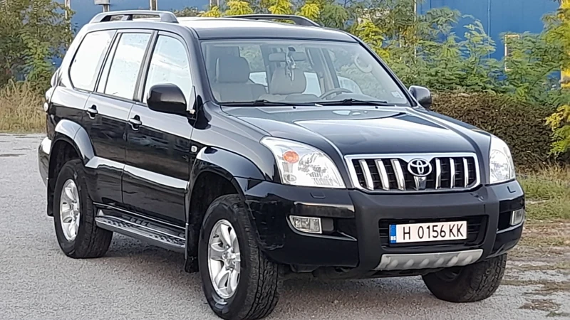 Toyota Land cruiser 4.0i V6 Кожа 5 автомат 8 мес, снимка 1 - Автомобили и джипове - 47541618