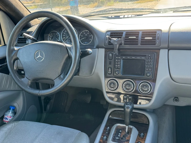 Mercedes-Benz ML 270 CDI TOP, снимка 11 - Автомобили и джипове - 53051610