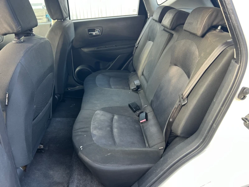 Nissan Qashqai 1.5dCi-110к.с Facelift/ Парктроник/ Италия, снимка 13 - Автомобили и джипове - 53393641