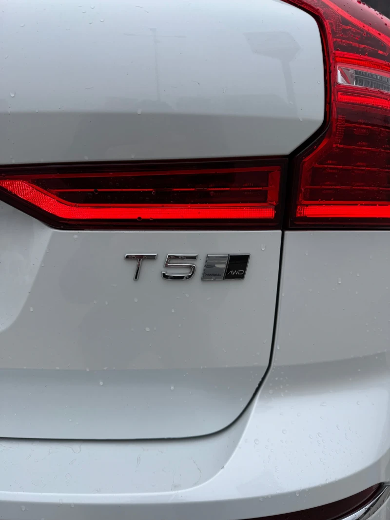 Volvo XC60 Inscription T5 AWD, снимка 15 - Автомобили и джипове - 53440446