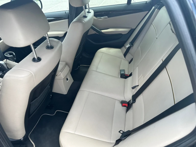 BMW X1, снимка 11 - Автомобили и джипове - 53534607