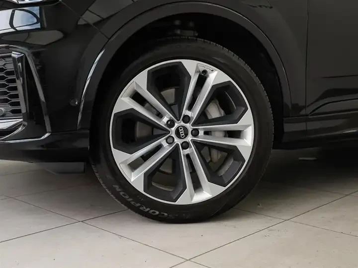 Audi Q7 55 TFSI Progressiv * CARFAX * AВТО КРЕДИТ, снимка 6 - Автомобили и джипове - 55157466