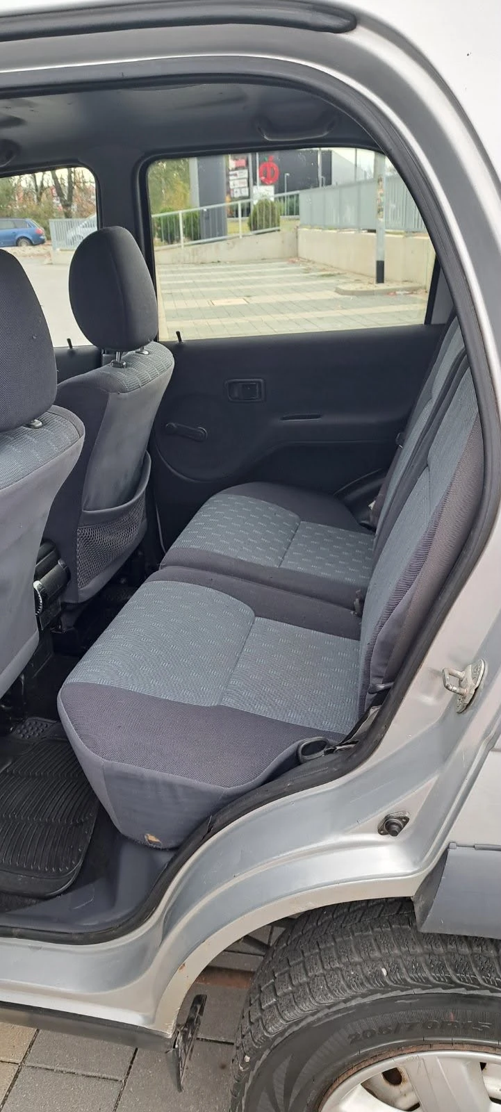 Daihatsu Terios 1.3, снимка 7 - Автомобили и джипове - 56729047