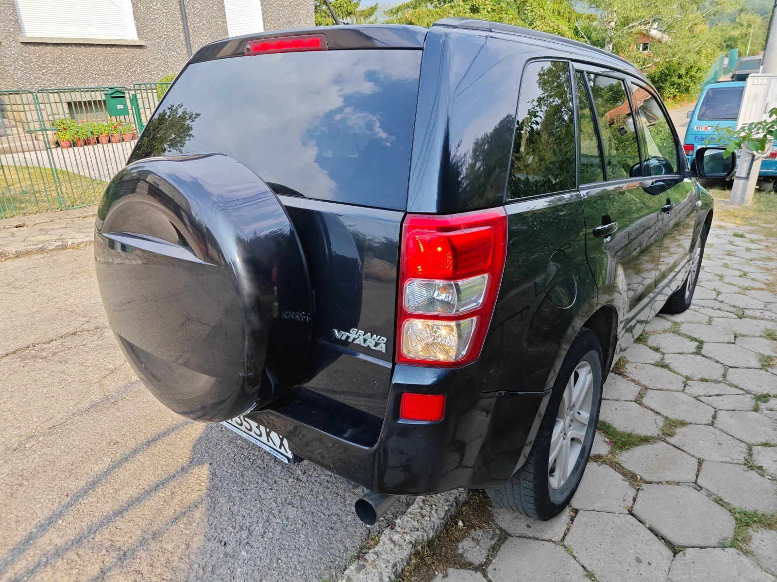 Suzuki Grand vitara 2.0 ГАЗ 4Х4 2007г 178000км - изображение 2