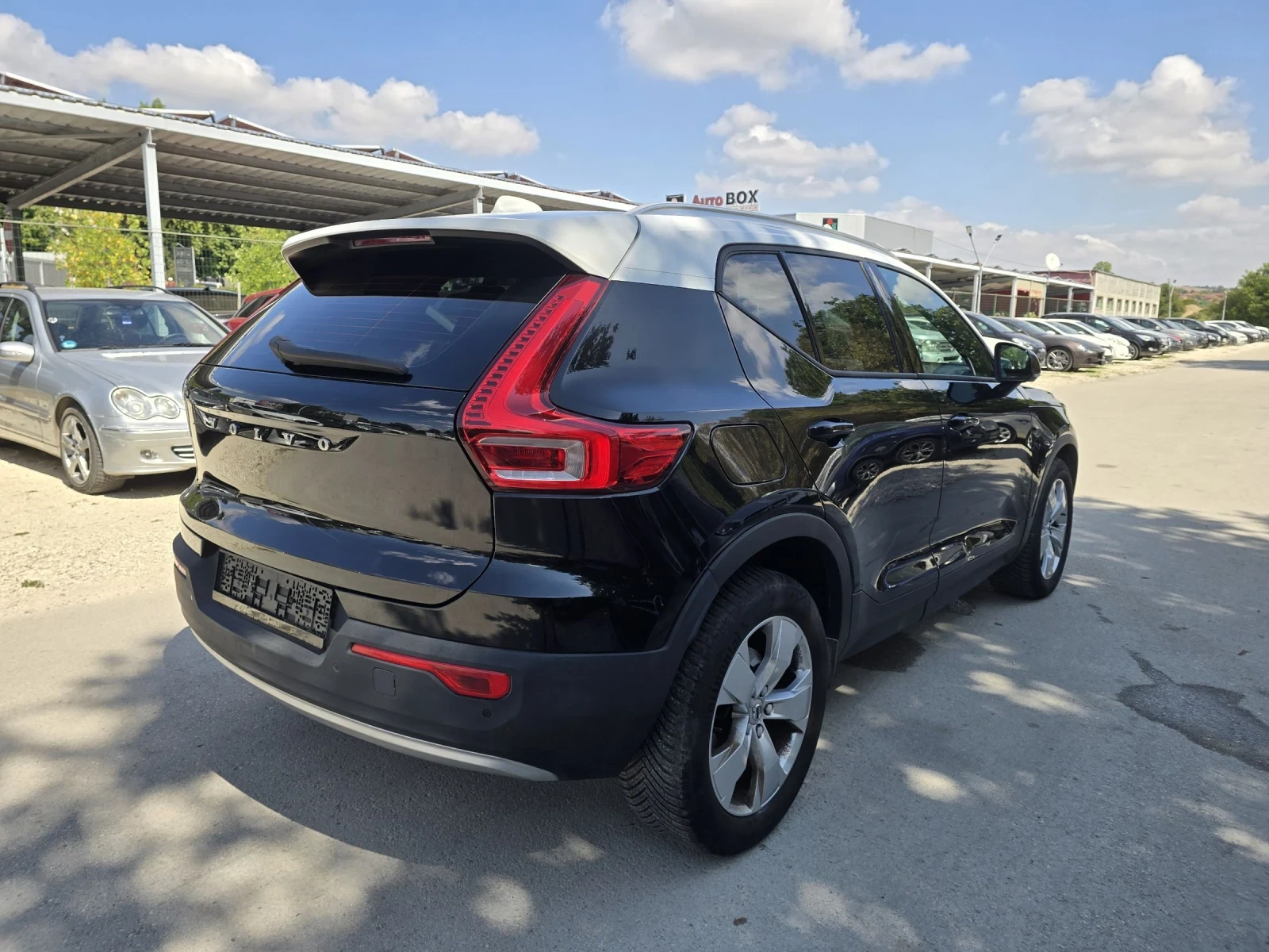 Volvo XC40 2.0D 190к.с 4х4 Топ състояние  - изображение 4