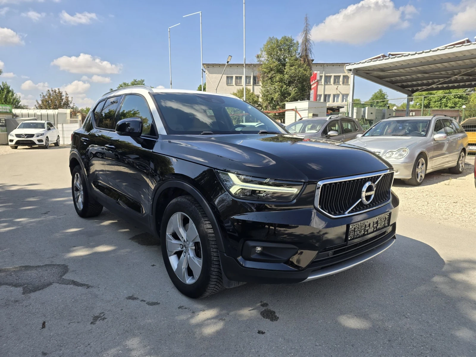 Volvo XC40 2.0D 190к.с 4х4 Топ състояние  - изображение 2