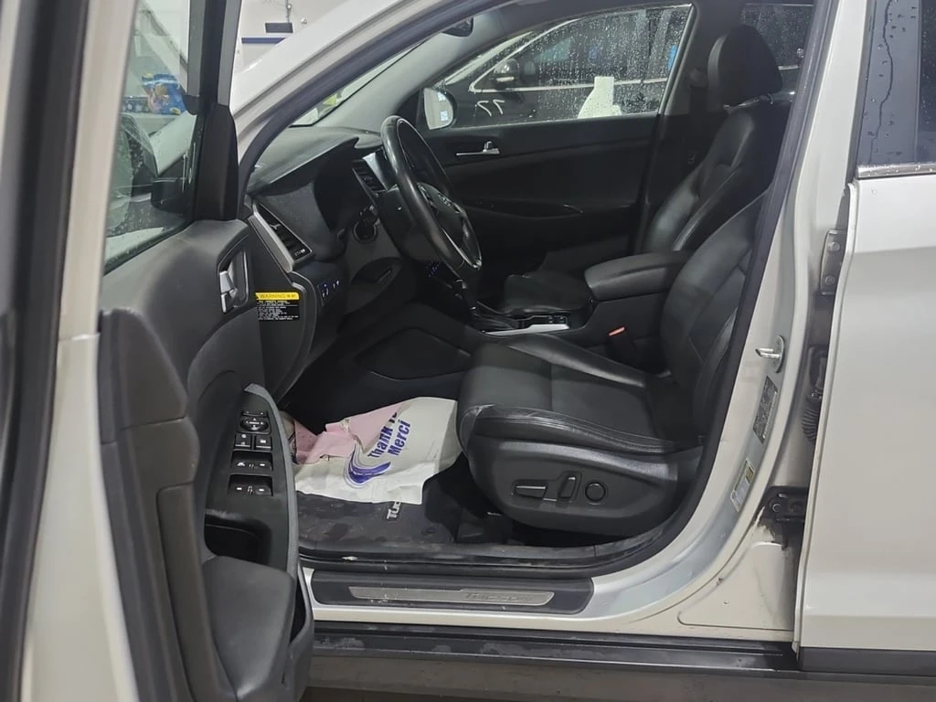 Hyundai Tucson 2016 LIMITED * CARFAX * БЕЗ ПЪРВОНАЧАЛНА ВНОСКА - изображение 6