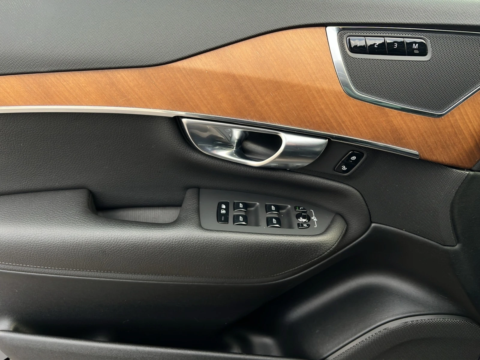 Volvo Xc90 T6 AWD Momentum ФИКСИРАНА ЦЕНА!!! - изображение 7