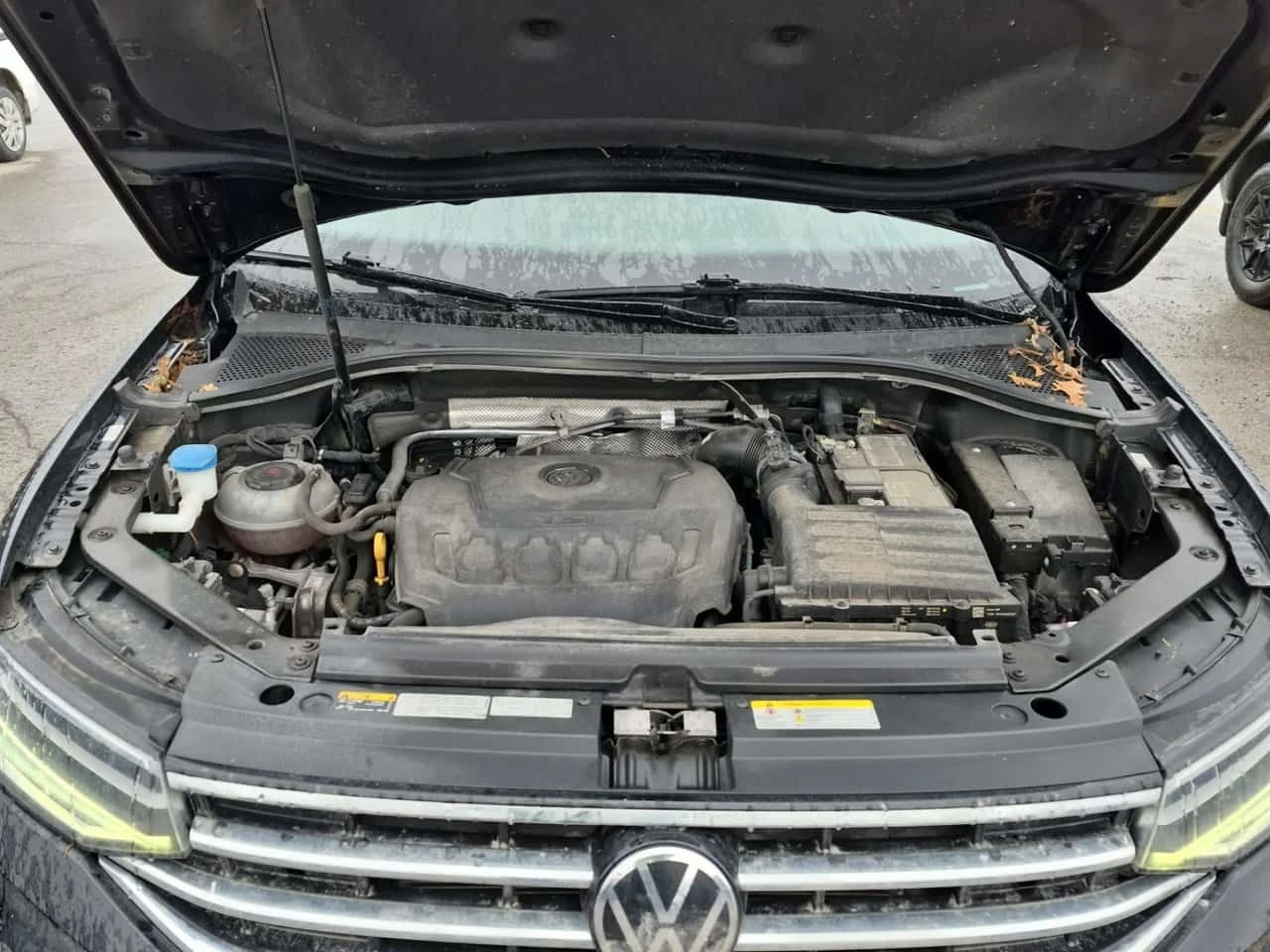 VW Tiguan COMFORTLINE /CARFAX/2 ключа/Пано/Подгрев/Кожа/4х4, снимка 16 - Автомобили и джипове - 53913863