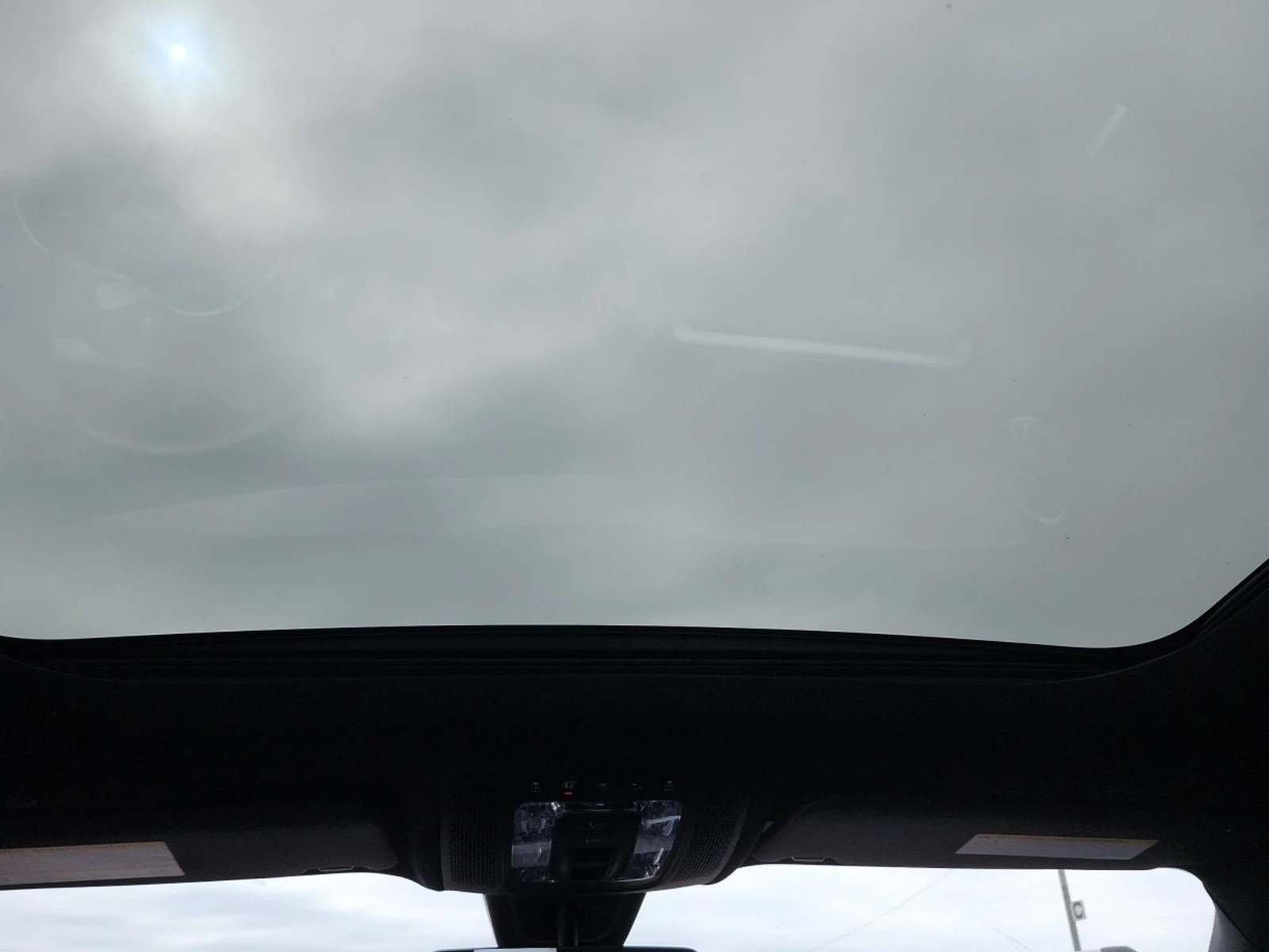 Mercedes-Benz GLB 250 АВТО КРЕДИТ, снимка 12 - Автомобили и джипове - 53962638